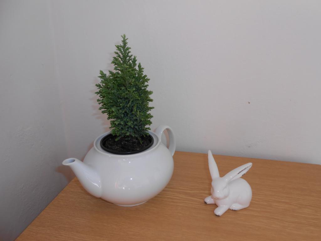 White Rabbit Hall Hotel Podebrady Room photo
