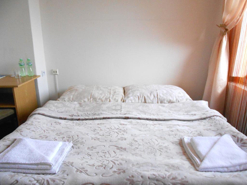 White Rabbit Hall Hotel Podebrady Room photo