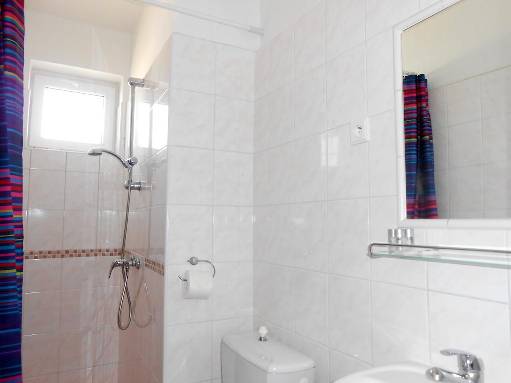 White Rabbit Hall Hotel Podebrady Room photo
